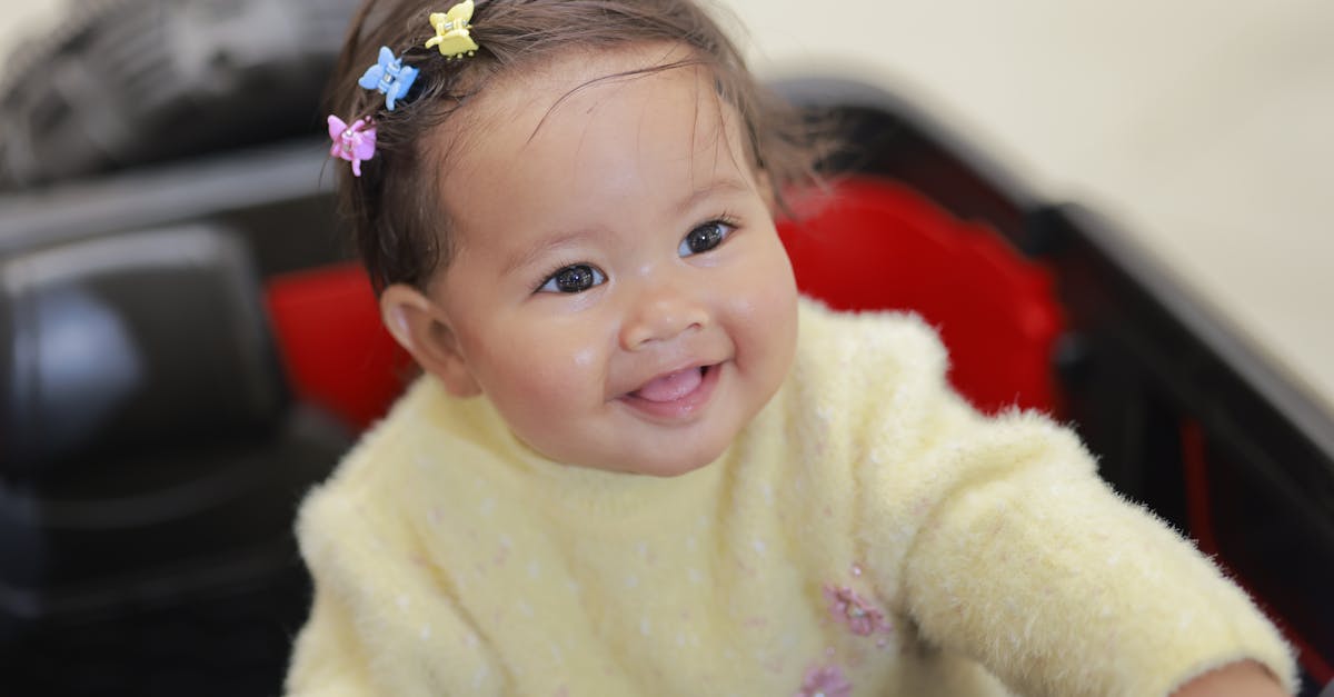 Marcos de Desenvolvimento do Bebê de 15 Meses: O Que Esperar? — Guia Amni para mães