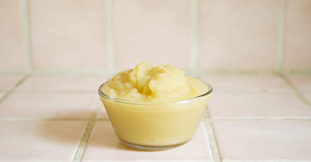 Receitas para Bebê de 6 a 12 Meses: 15 Ideias Fáceis e Nutritivas - Guia Amni para mães