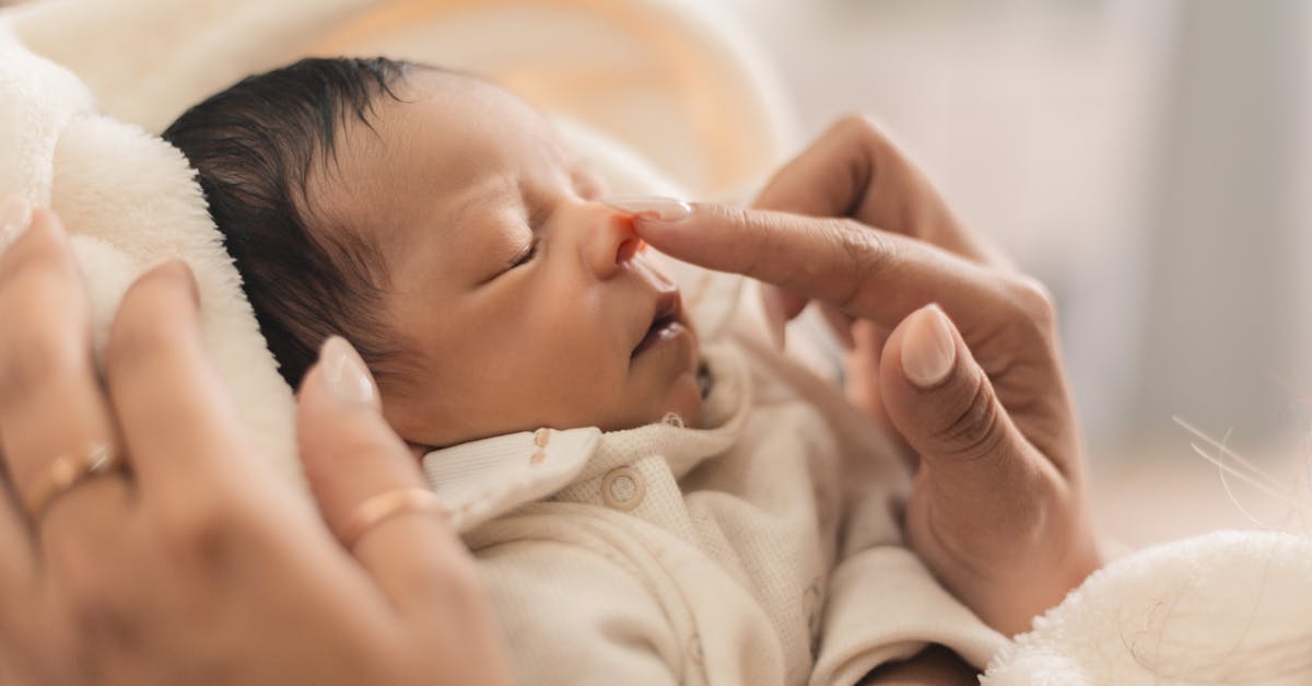 Rotina de Sono do Bebê de 10 Meses: Tabela, Sonecas e Janelas de Vigília — Guia Amni para mães