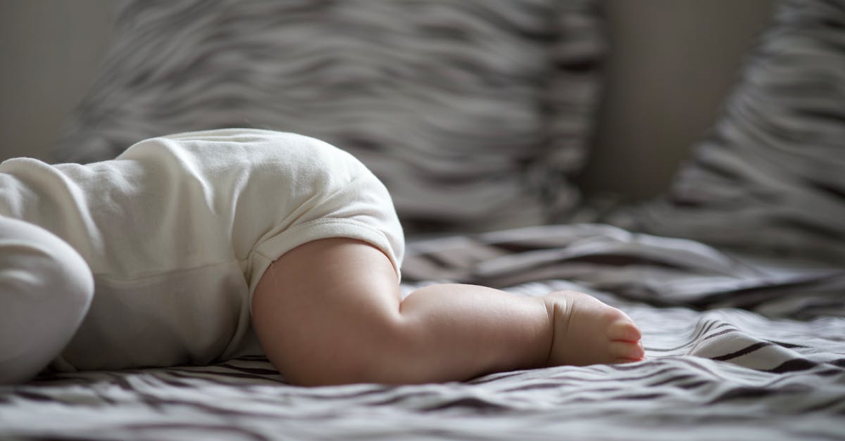 Rotina de Sono do Bebê de 27 Meses: Tabela, Sonecas e Janelas de Vigília — Guia Amni para mães
