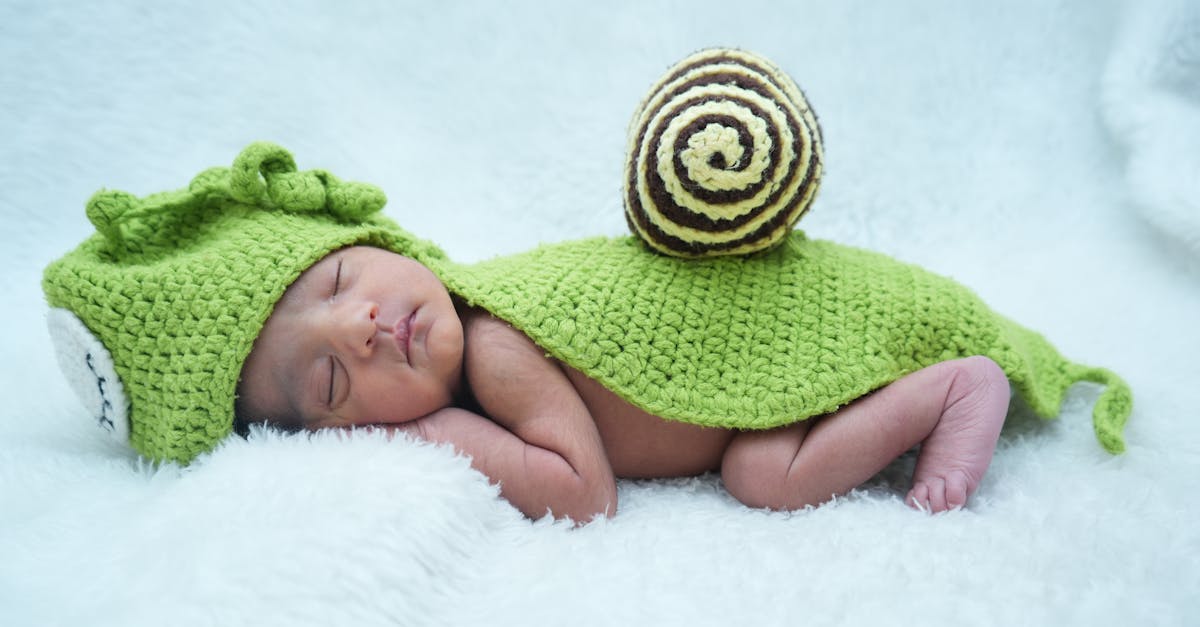 Rotina de Sono do Bebê de 33 Meses: Tabela, Sonecas e Janelas de Vigília — Guia Amni para mães