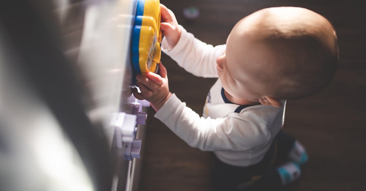 Saltos de Desenvolvimento do Bebê: Guia Completo (Wonder Weeks) - Guia Amni para mães