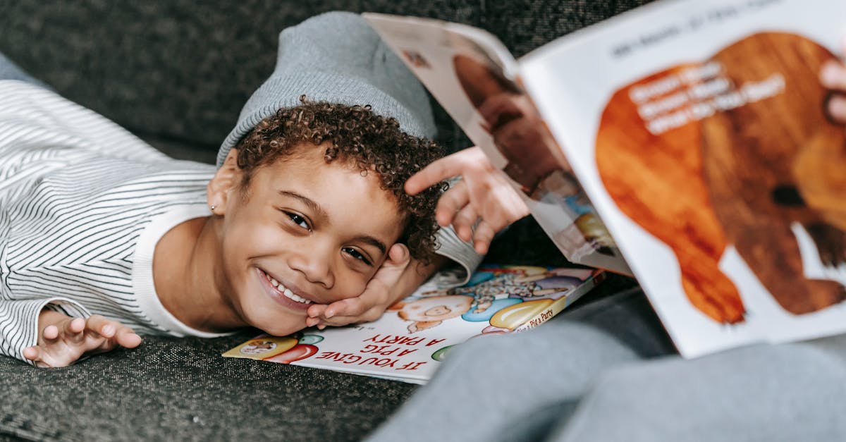 Telas e Desenvolvimento Intelectual: Expondo os Limites da SBP e AAP (0-6 anos) — Guia Amni para mães